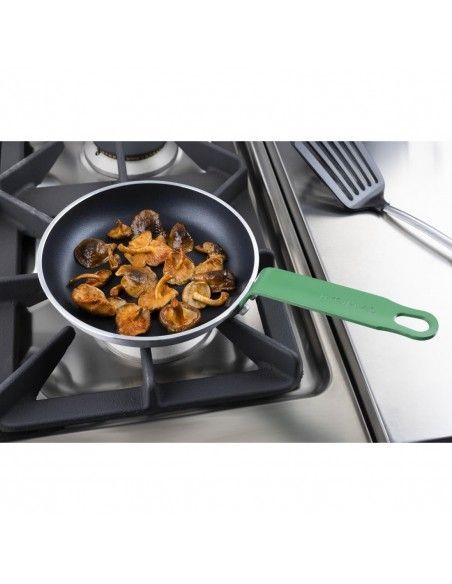 Poêle aluminium antiadhésive Teflon Platinum Plus Hygiplas avec manche vert 200mm