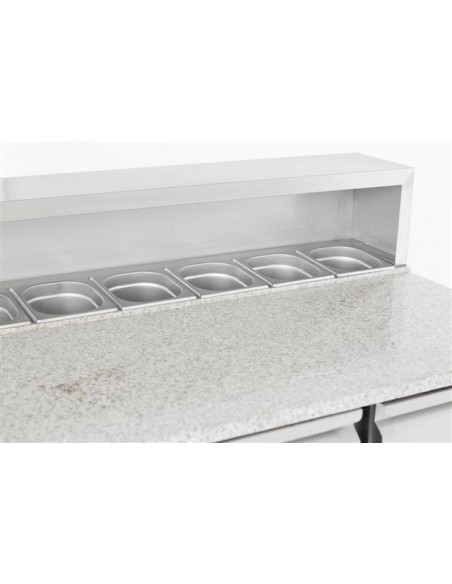 Table de préparation  réfrigérée 1368 mm avec 3 portes GN 1/1, 8x GN 1/6 h150 mm, +2°/+8°C